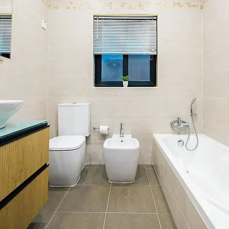 Apartmán Pinevalley - Sea Views - Peaceful Neighborhood *